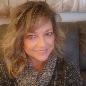 Meet your Posher, Ashla